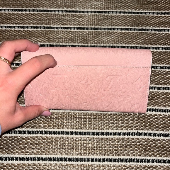 Louis Vuitton wallet - Picture 2 of 7